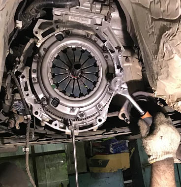 Volkswagen Audi Baskı Balata Değişimi